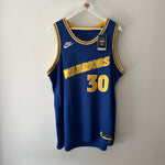 Indlæs billede til gallerivisning Golden State Warriors Steph Curry Nike jersey - XL
