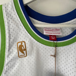 Load image into Gallery viewer, Atlanta Hawks Steve Smith Mitchell &amp; Ness jersey - Small
