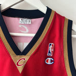 Charger l'image dans la galerie, Cleveland Cavaliers LeBron James Champion jersey - Large
