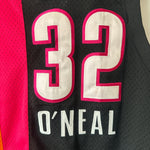 Load image into Gallery viewer, Miami Heat Shaquille O’Neal Champion jersey - Medium
