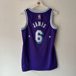 Load image into Gallery viewer, Los Angeles Lakers Lebron James Nike jersey - Small

