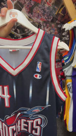 Video laden en afspelen in Gallery-weergave, Oklahoma City Thunder Russell Westbrook Nike authentic jersey - XXL

