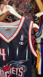 Video laden en afspelen in Gallery-weergave, Oklahoma City Thunder Russell Westbrook Nike authentic jersey - XXL
